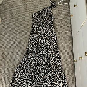 NWT One shoulder floral maxi dress